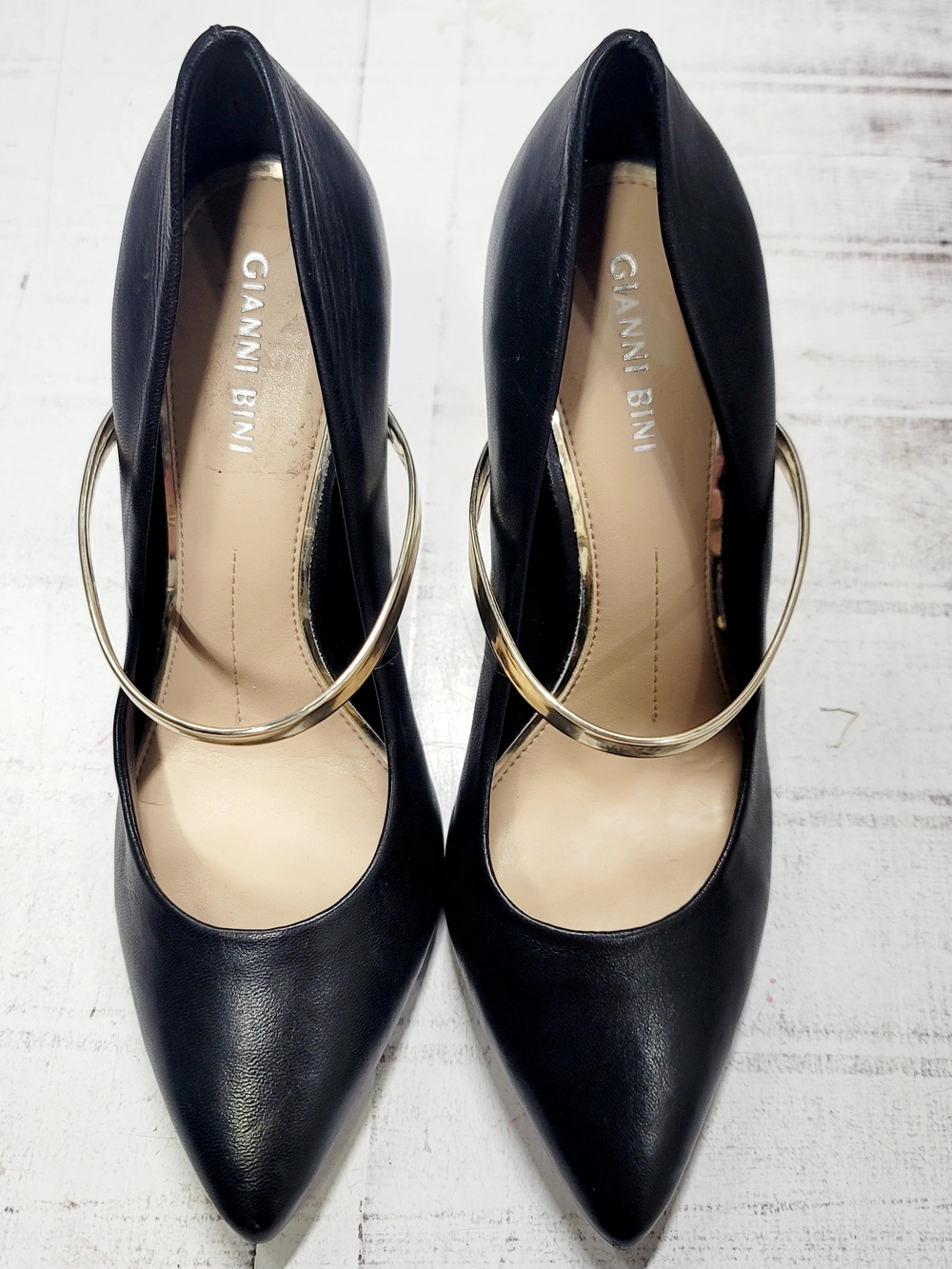 Gianni Bini Black Pumps with Gold Hoop Strap - Picture 4 of 9